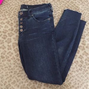 Free people dark blue skinny jeans.